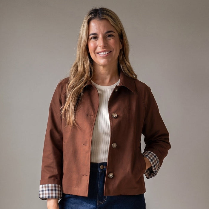 AMELI Odette — Chaqueta trench con forro escocés